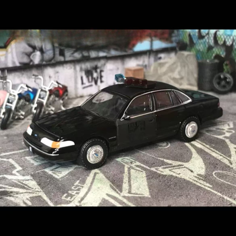 greenlight 1:64 1992 Ford Crow - Kids Toys Victoria review and price