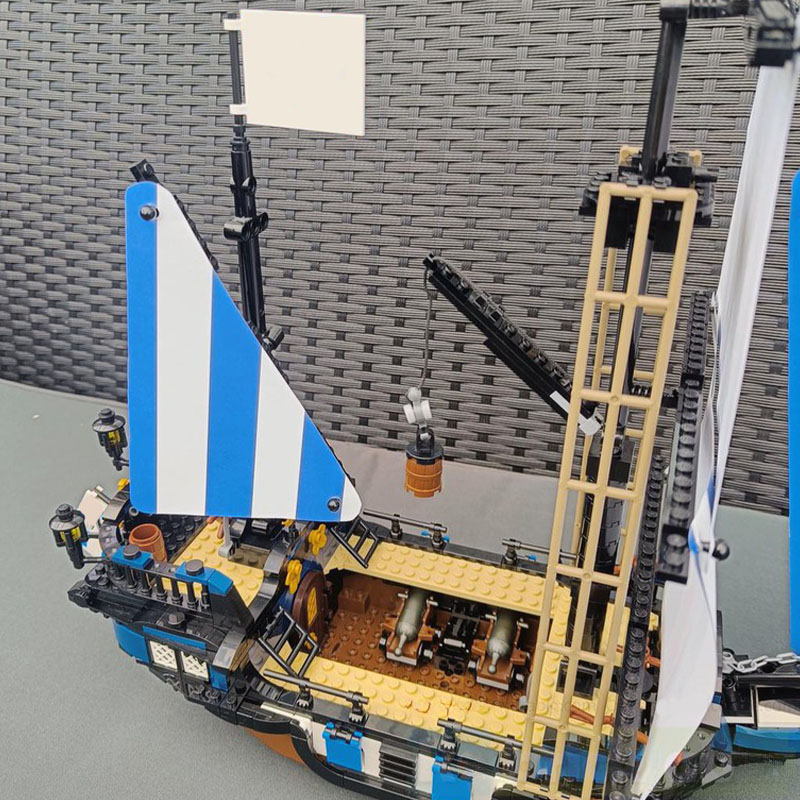 779pcs MOC Victoria Caribbean  - Kids Toys Victoria review and price